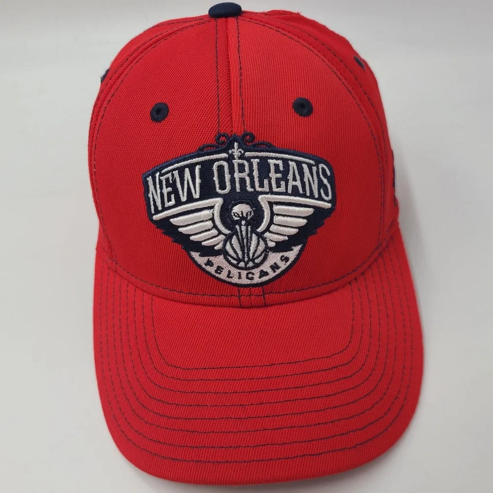 Youth New Orleans Pelicans Hat Fitted One Size Adidas Red White Blue NBA Boys